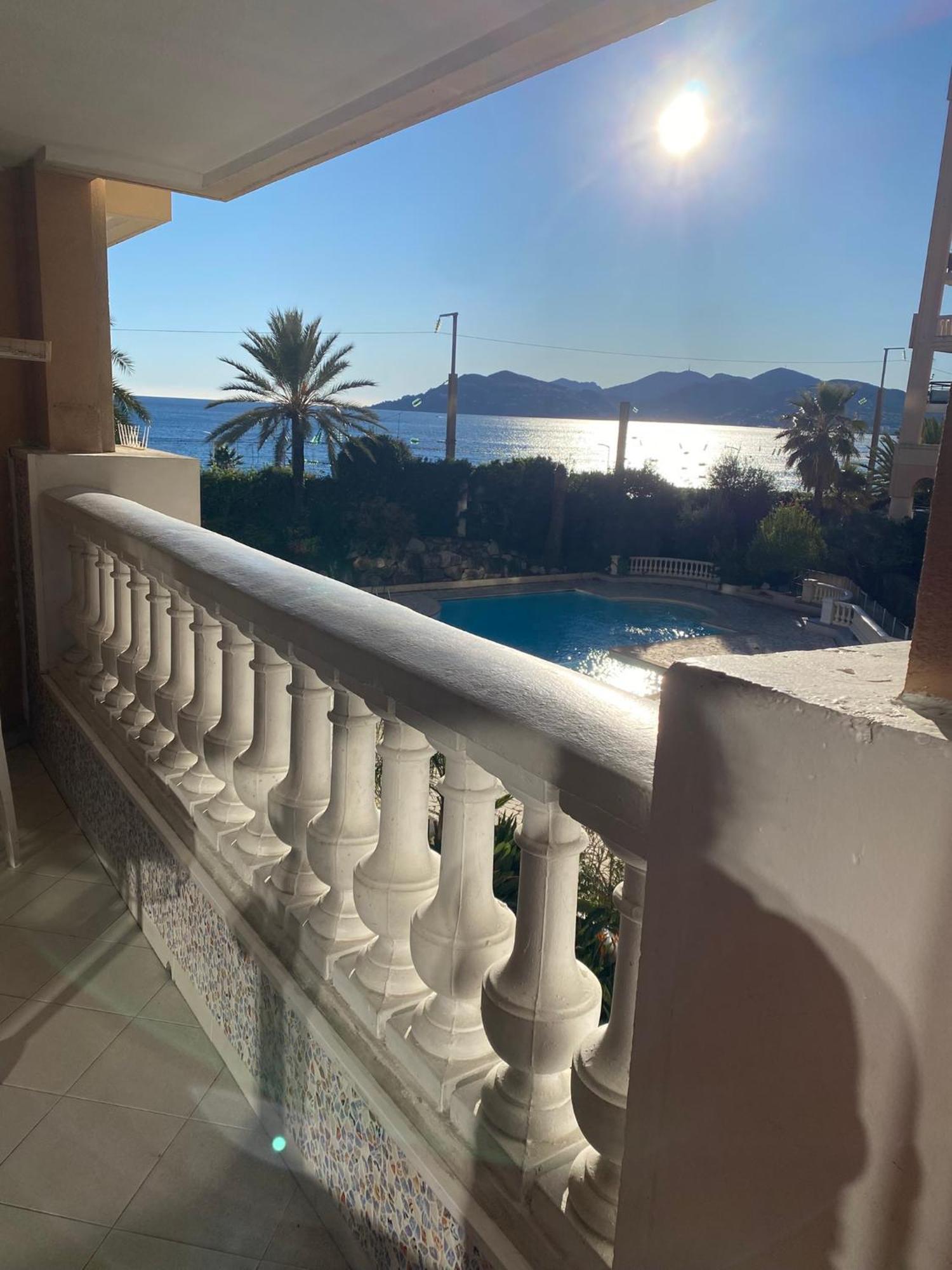 Bord De Mer, Terrasse, Tout A Pieds Cannes Eksteriør bilde